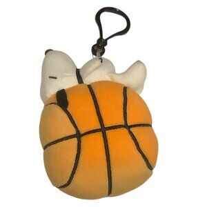 Peanuts X Super7 Snoopy Basketball Plush Clip Keychain 2025 5.5”
